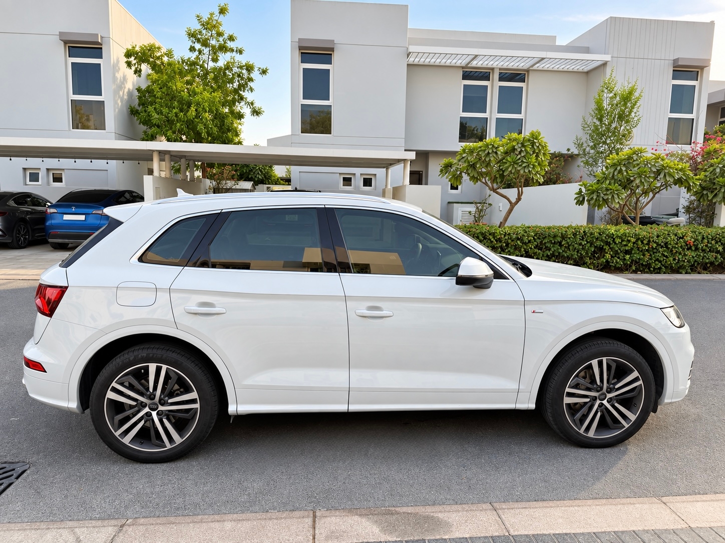 White Audi Q5 S Line 2020